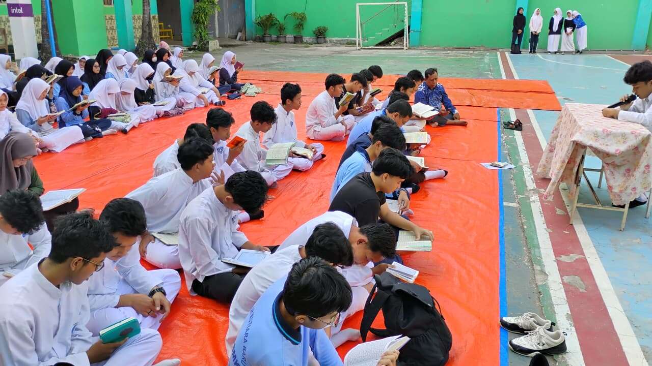 Kegiatan Muroja'ah dan Senam Pagi Jum'at